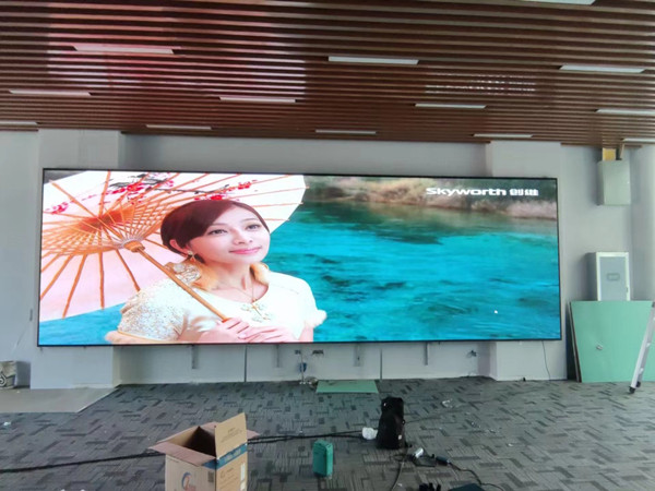 阿拉山口P1.53led小间距屏安装案例